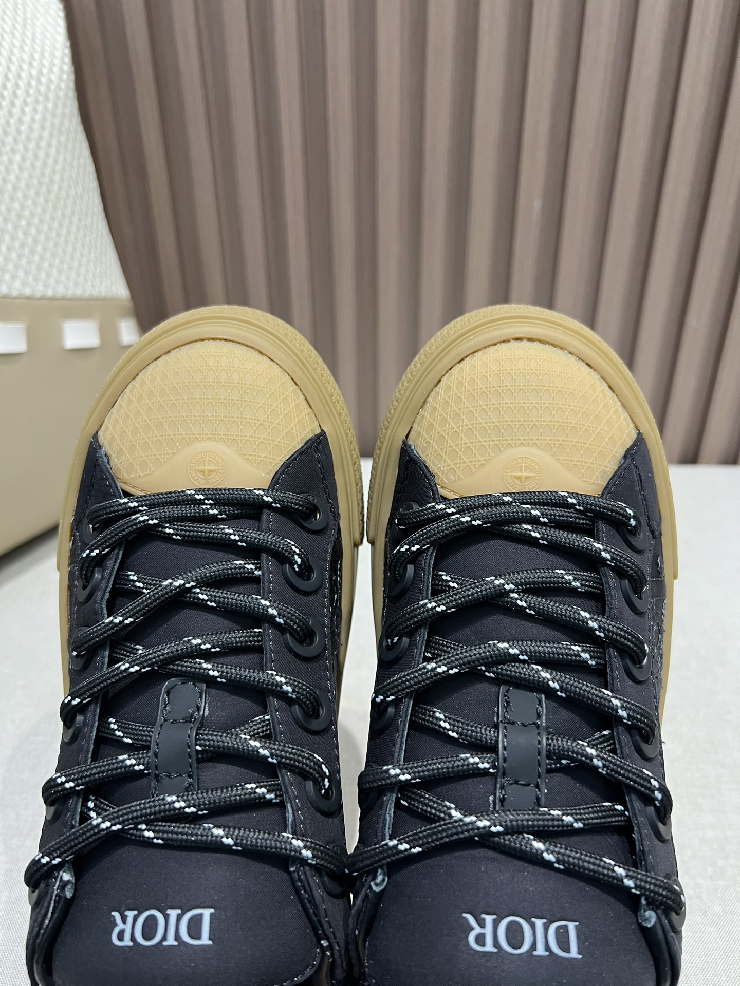 DIOR AND STONE ISLAND B33 Sneaker