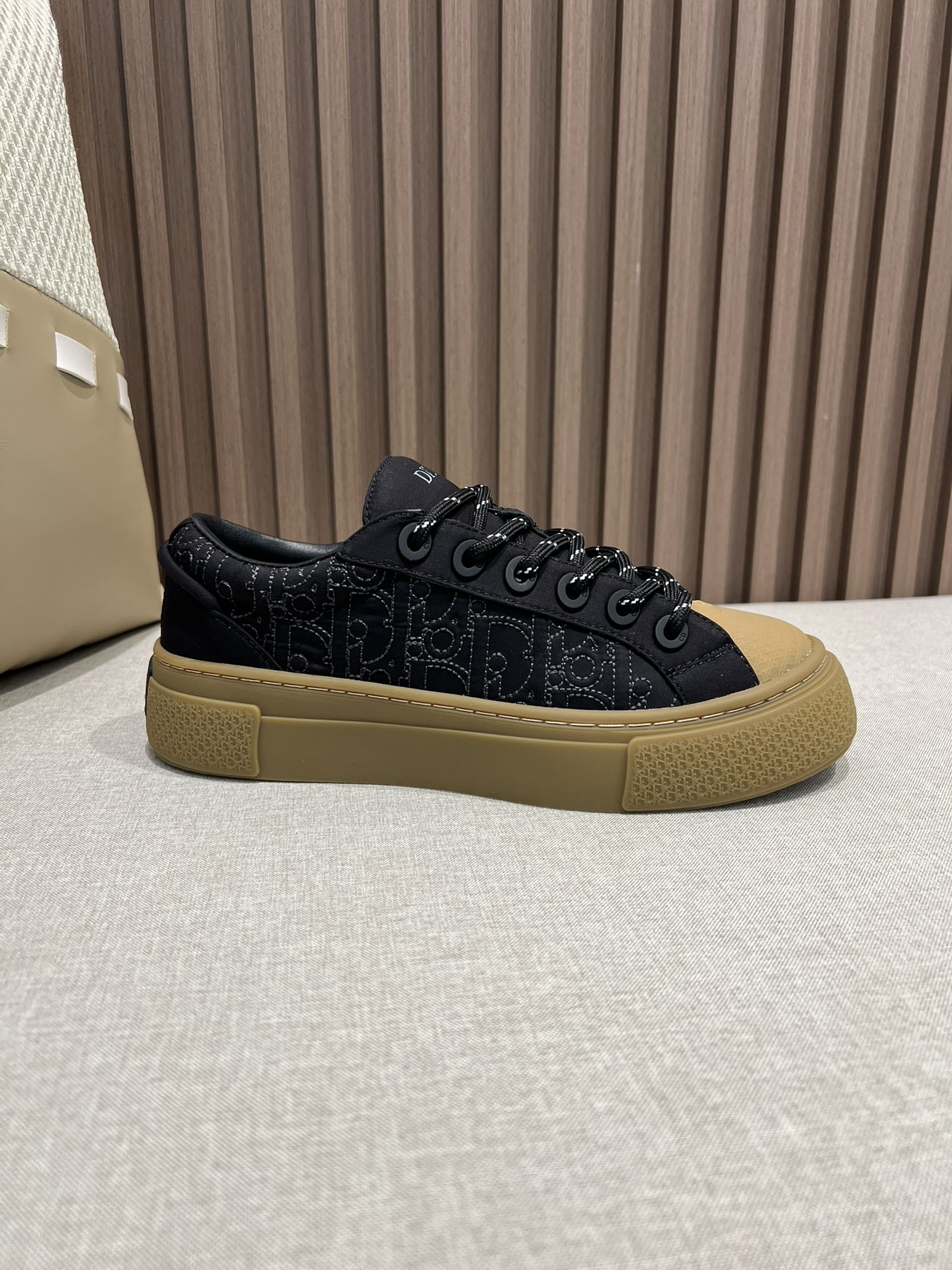 DIOR AND STONE ISLAND B33 Sneaker