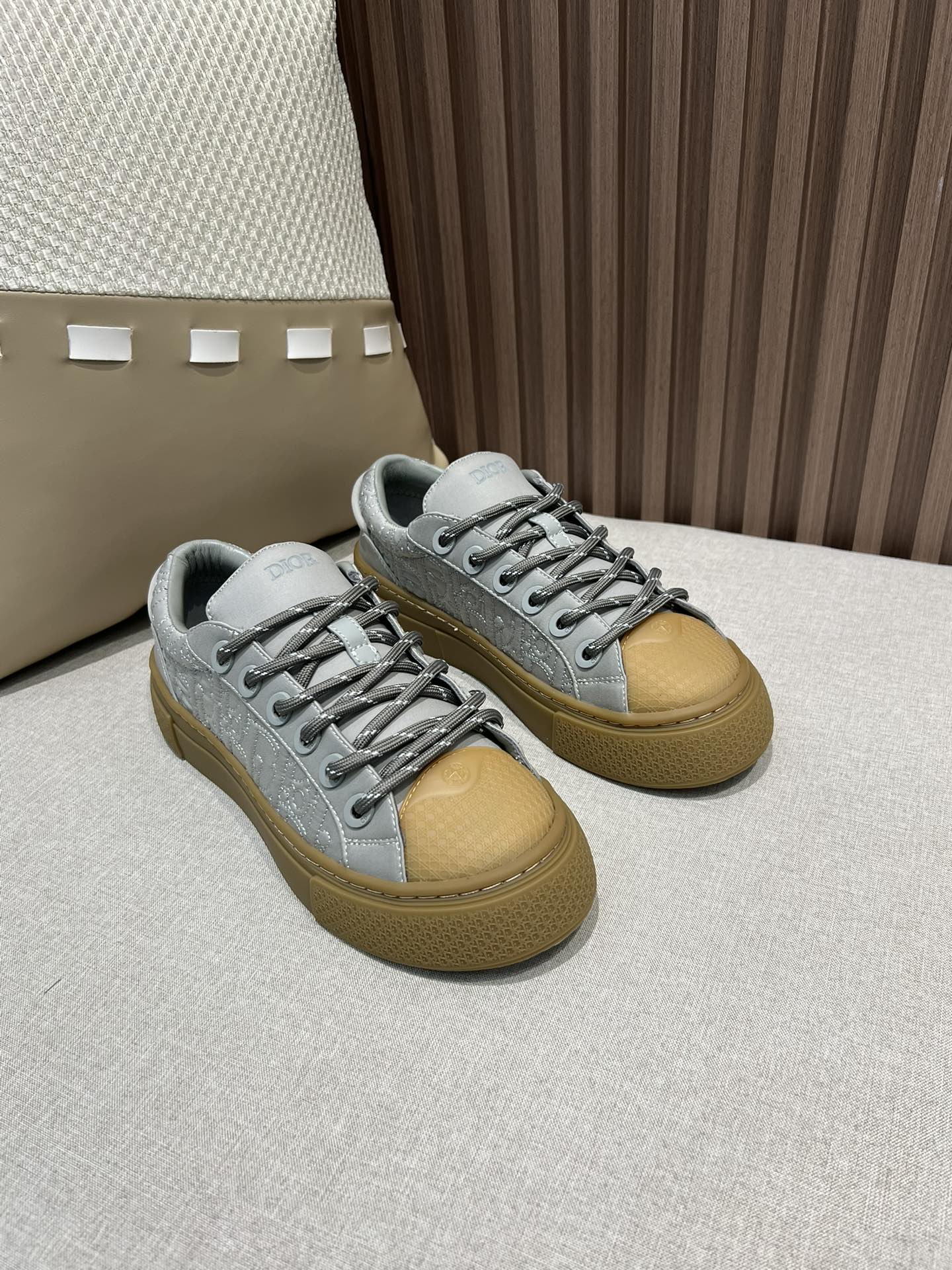 DIOR AND STONE ISLAND B33 Sneaker