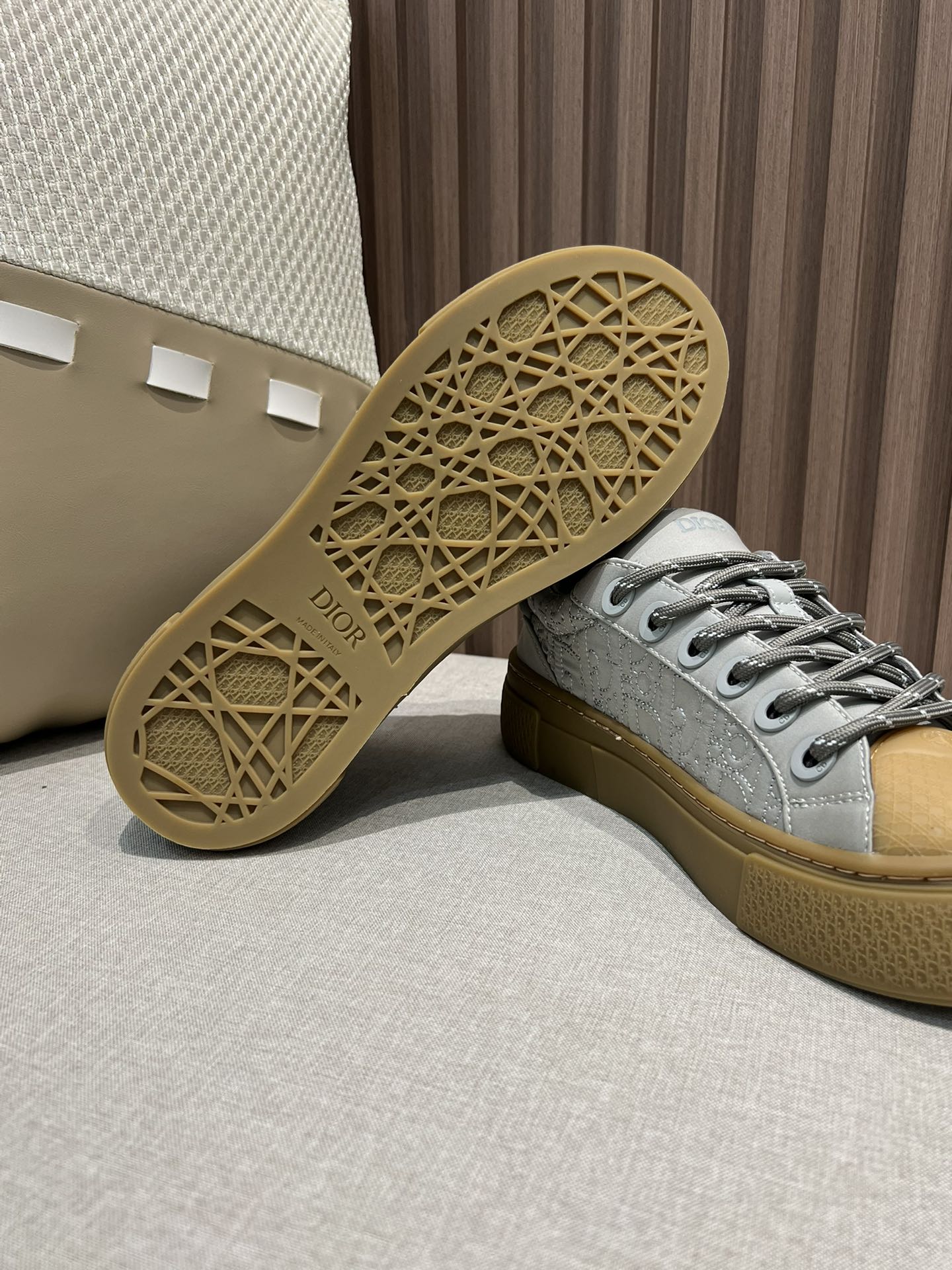 DIOR AND STONE ISLAND B33 Sneaker