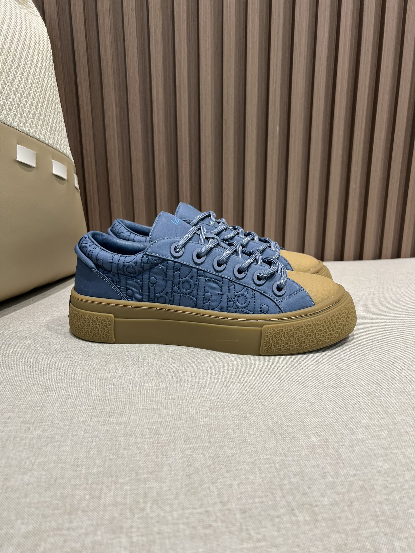 DIOR AND STONE ISLAND B33 Sneaker