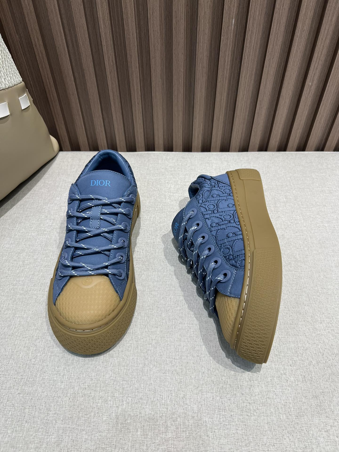 DIOR AND STONE ISLAND B33 Sneaker