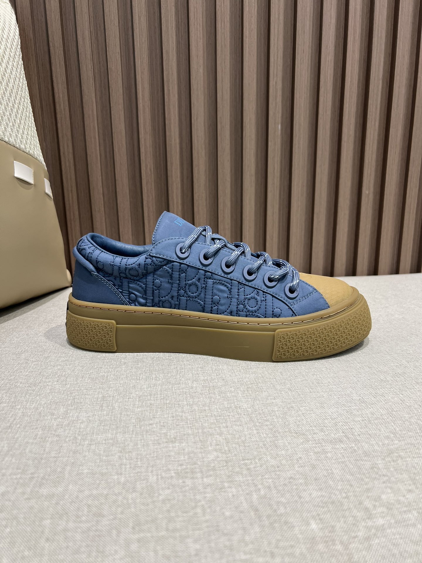 DIOR AND STONE ISLAND B33 Sneaker