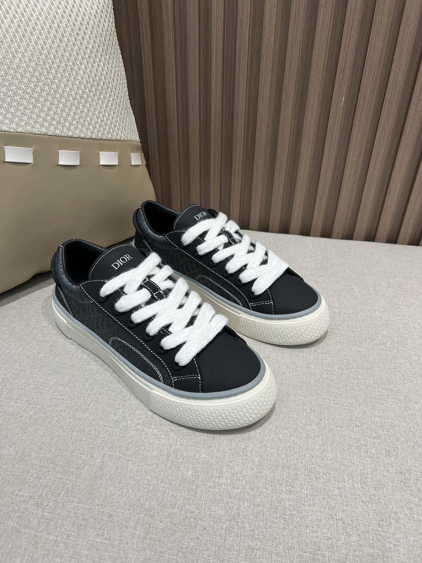 Dior x Denim Tears B33 Sneaker