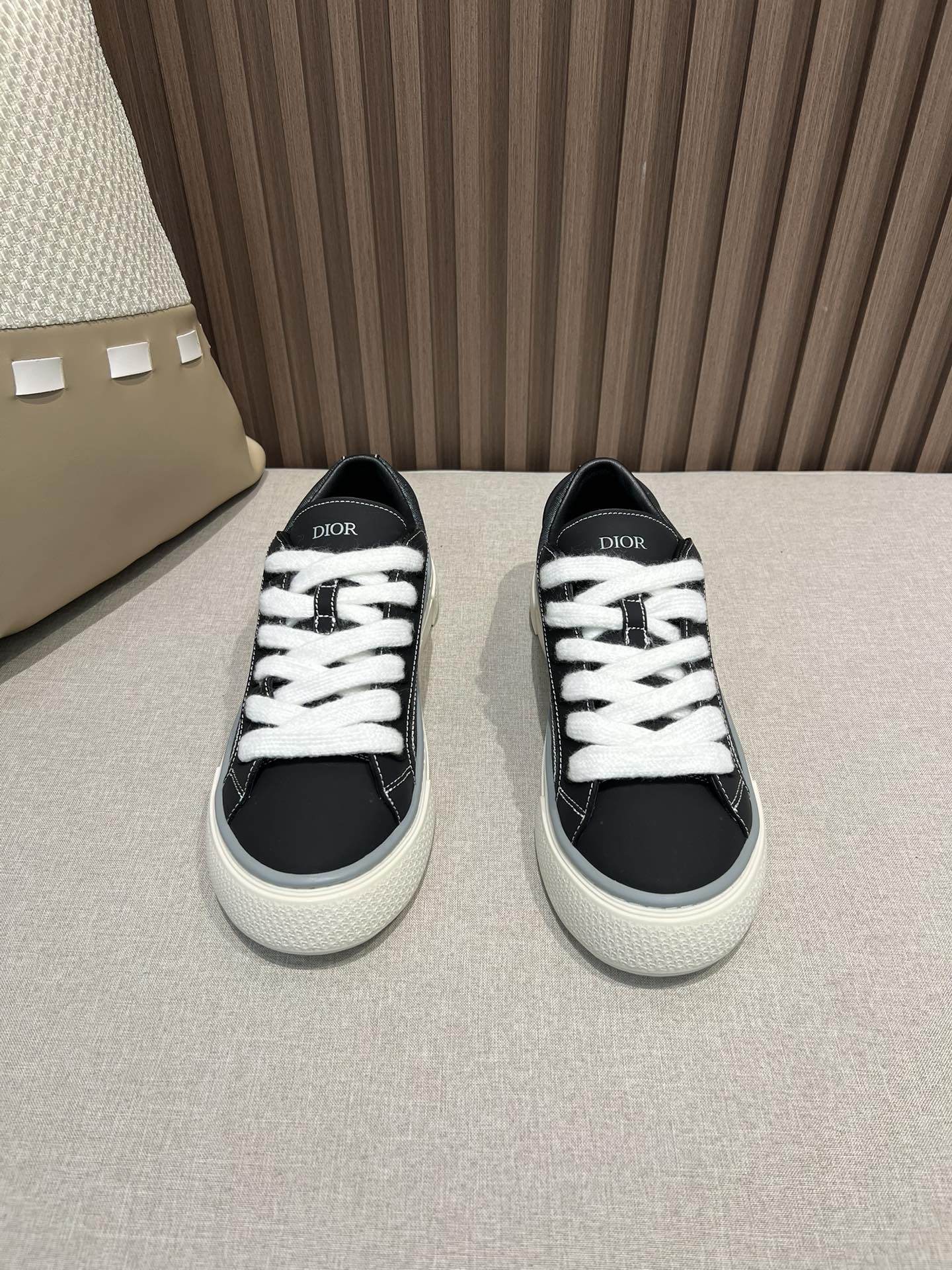 Dior x Denim Tears B33 Sneaker