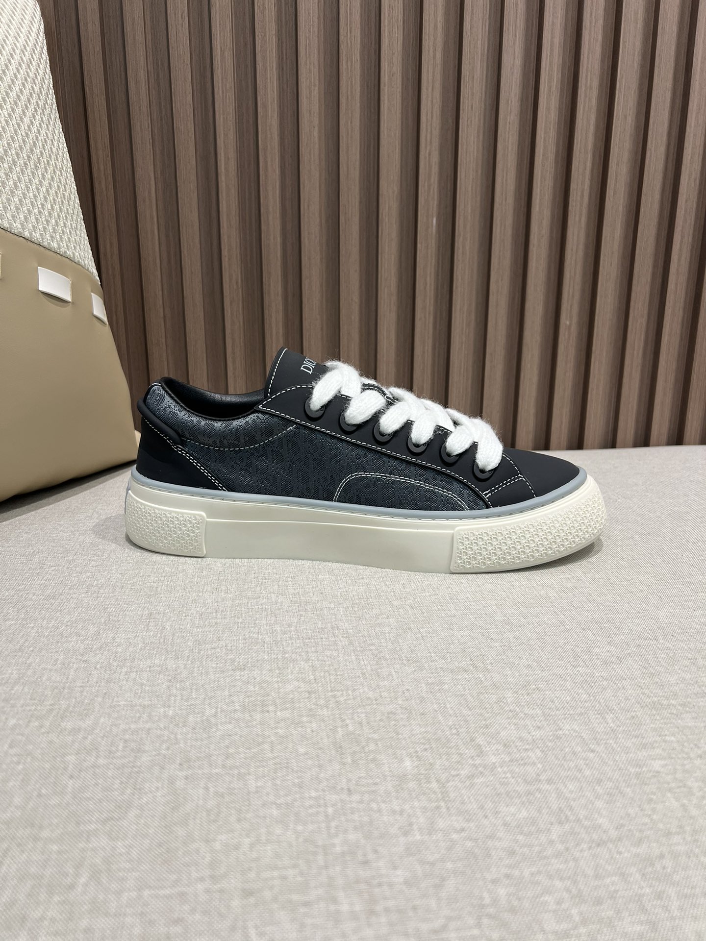 Dior x Denim Tears B33 Sneaker