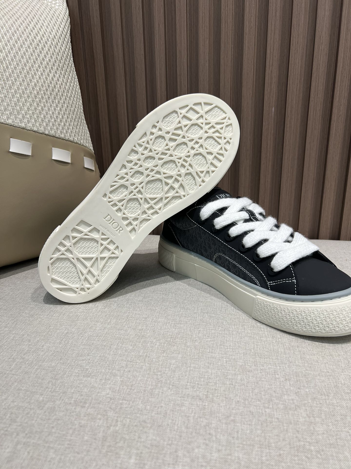 Dior x Denim Tears B33 Sneaker