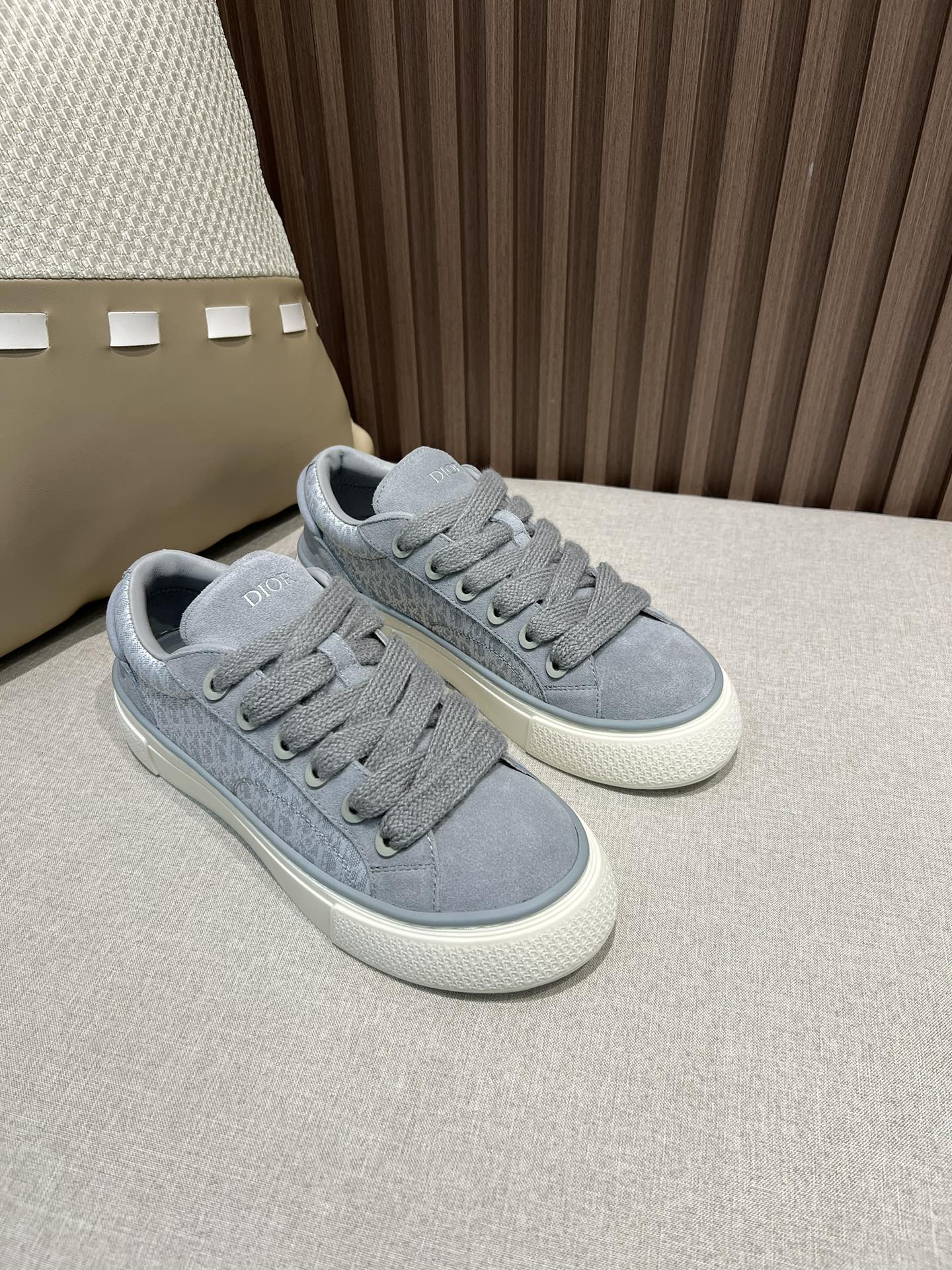 Dior x Denim Tears B33 Sneaker