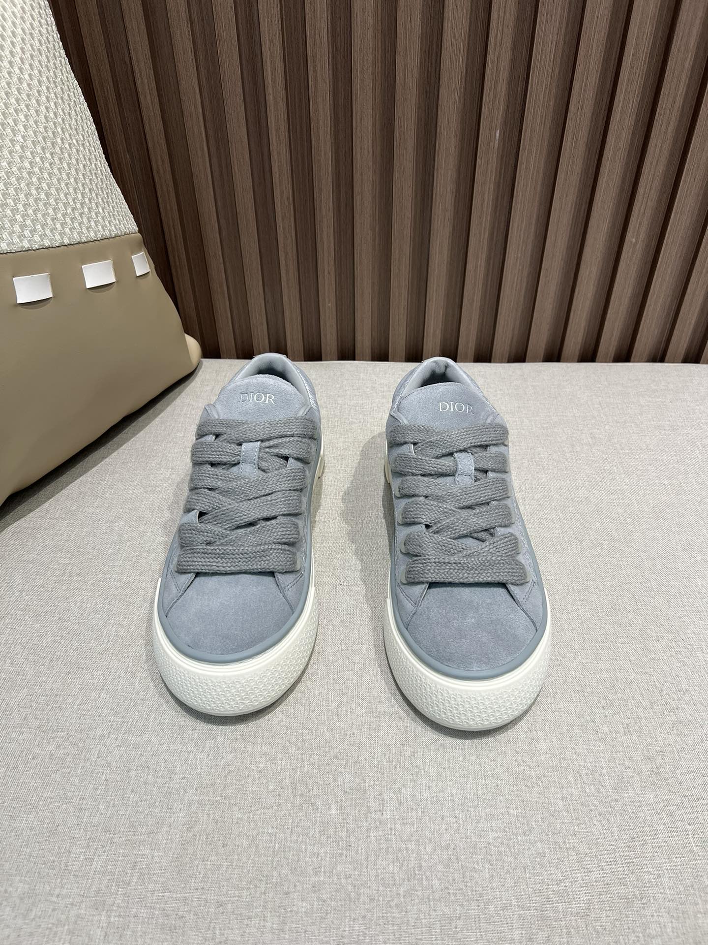 Dior x Denim Tears B33 Sneaker