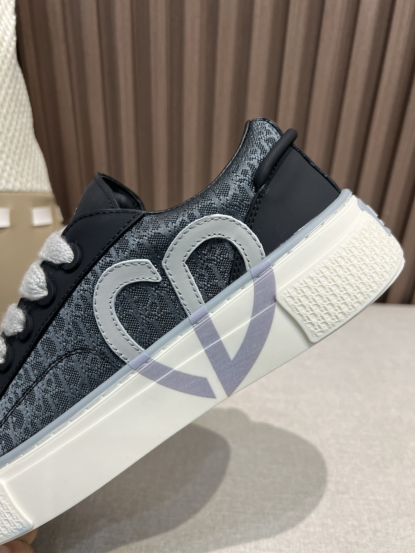 Dior x Denim Tears B33 Sneaker