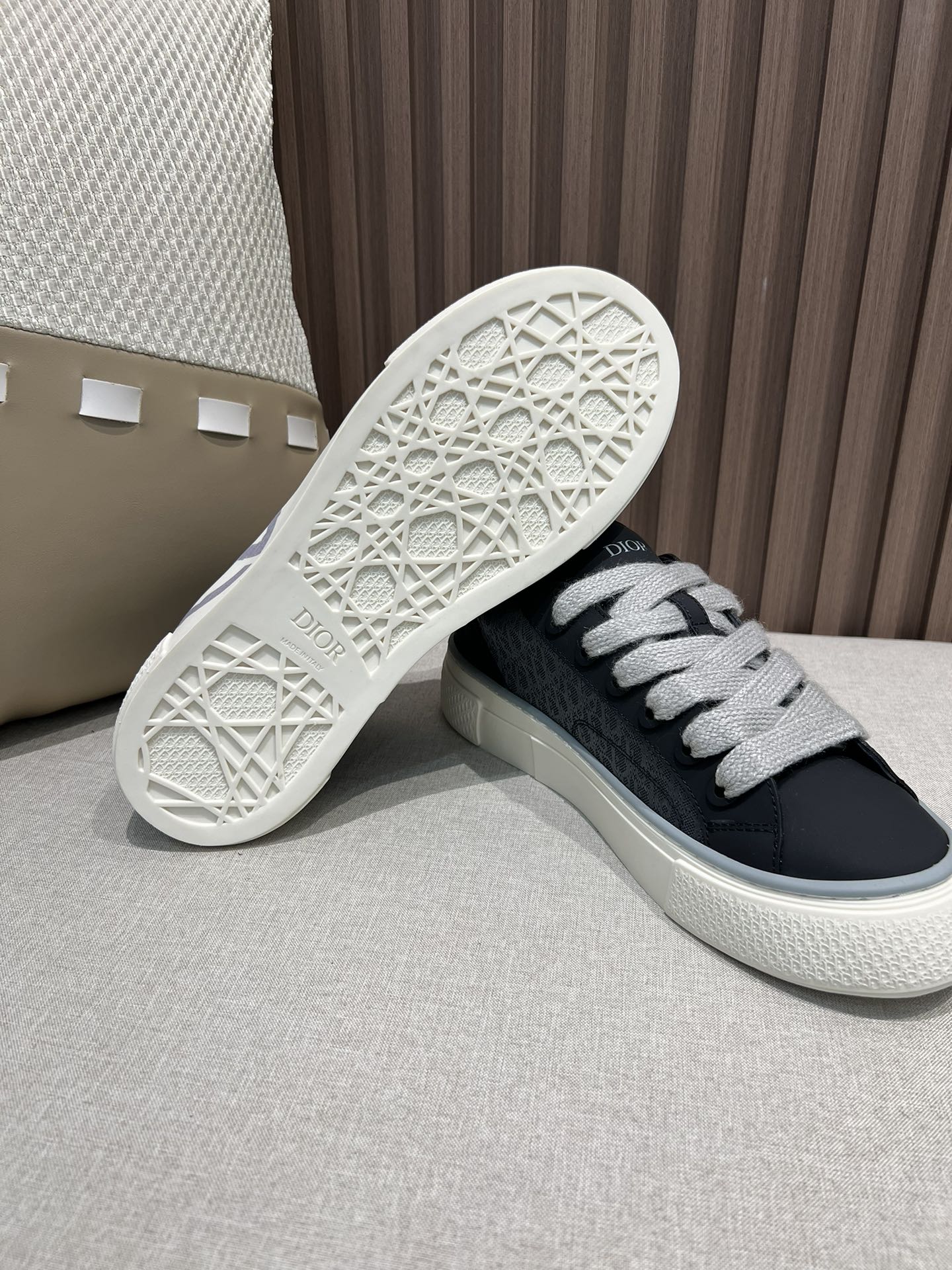 Dior x Denim Tears B33 Sneaker