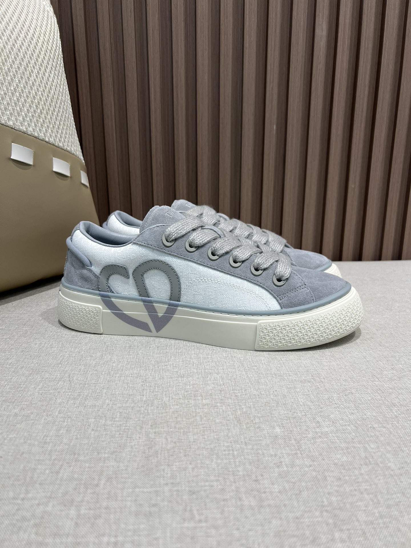 Dior x Denim Tears B33 Sneaker