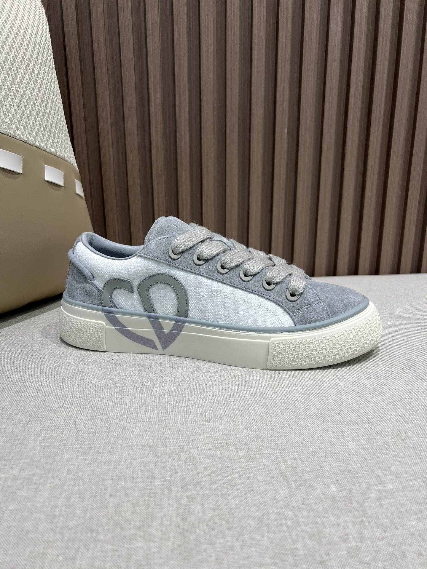 Dior x Denim Tears B33 Sneaker