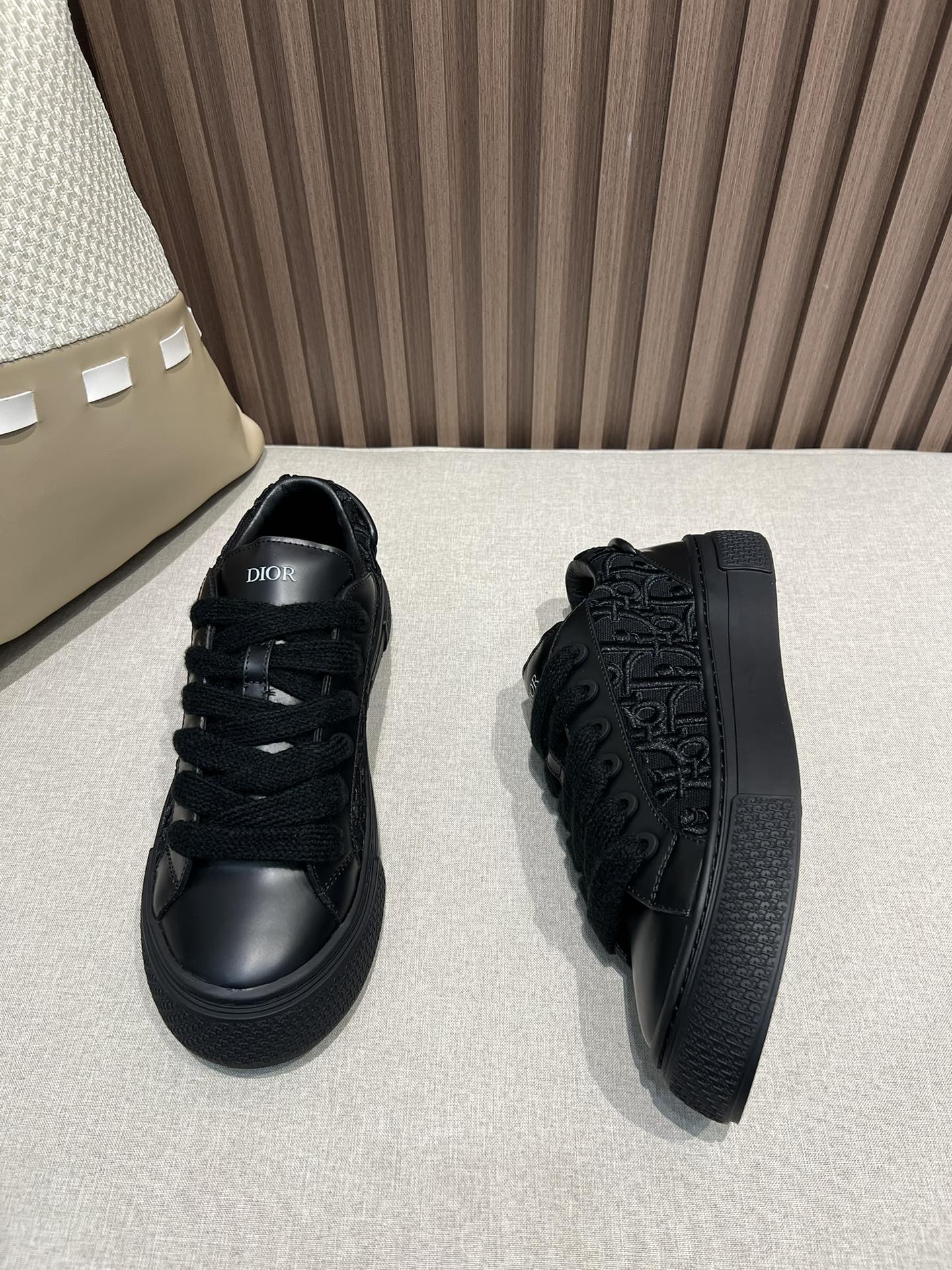 Dior x Denim Tears B33 Sneaker