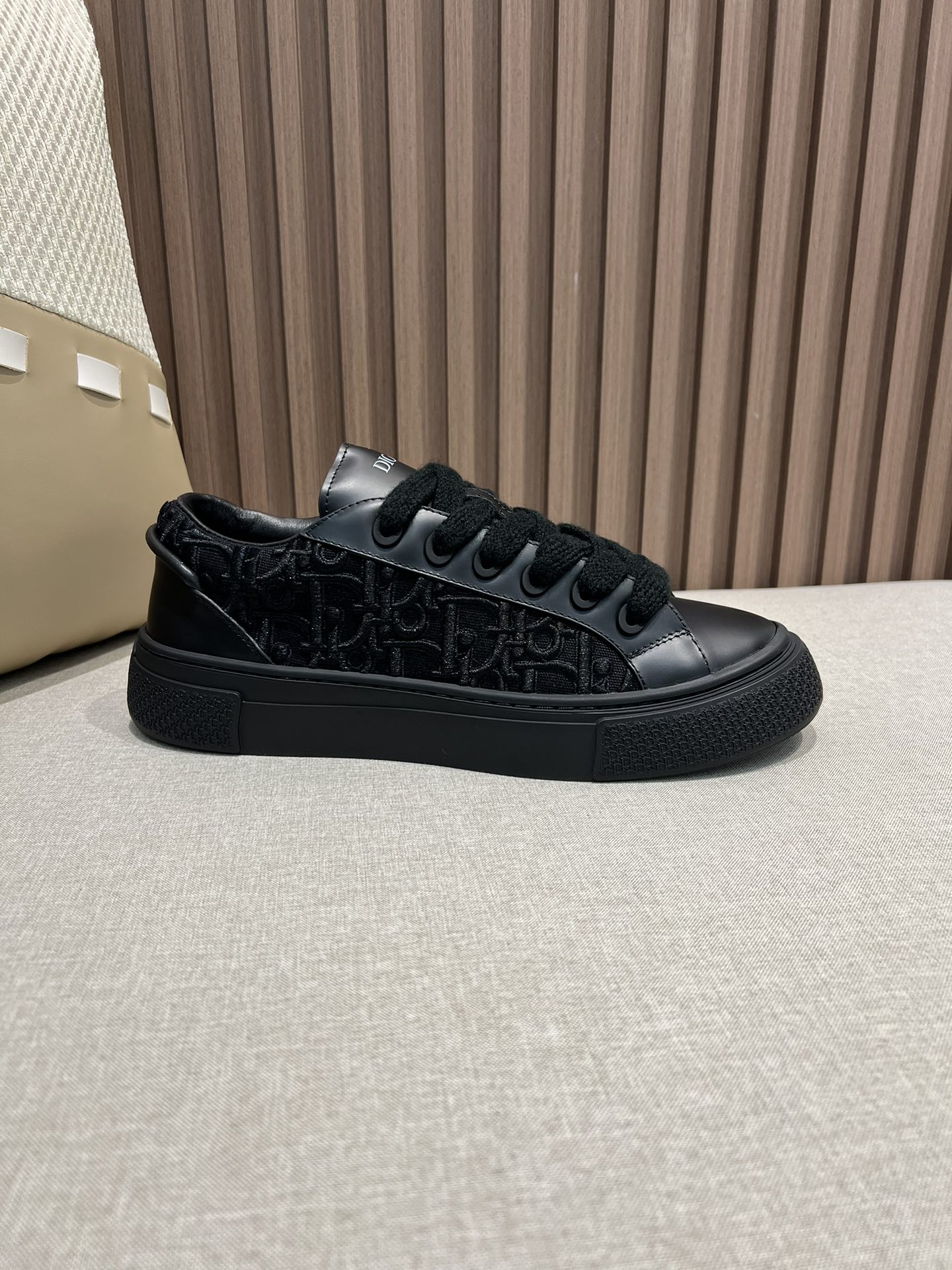 Dior x Denim Tears B33 Sneaker