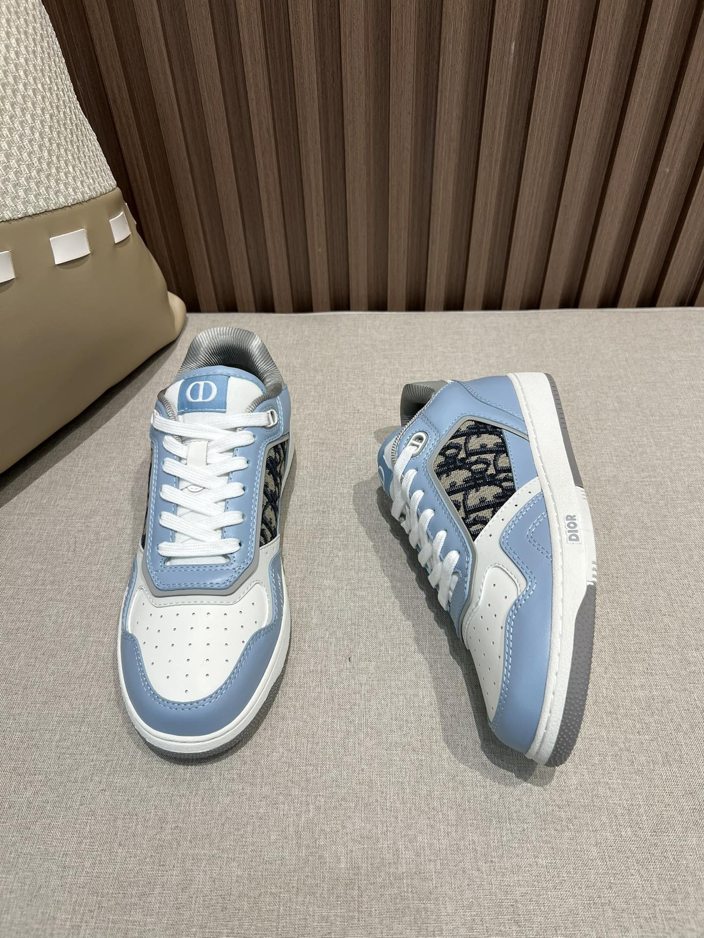 Dior B27 Low-Top Sneaker