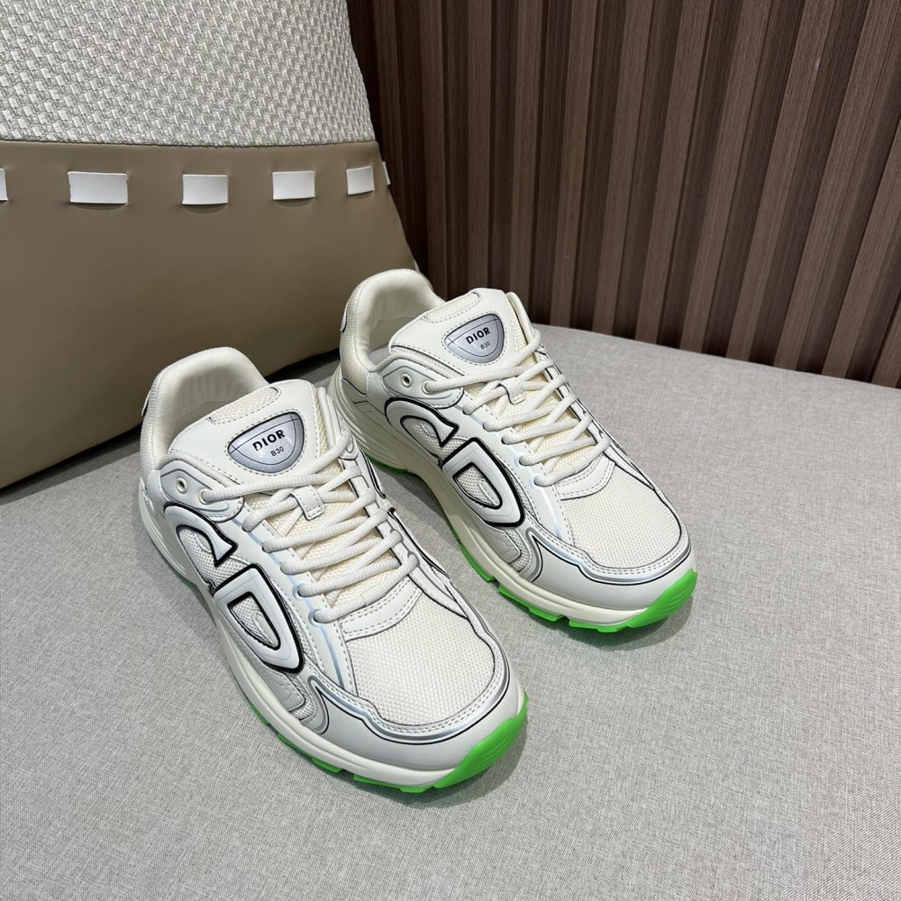 B30 Sneaker