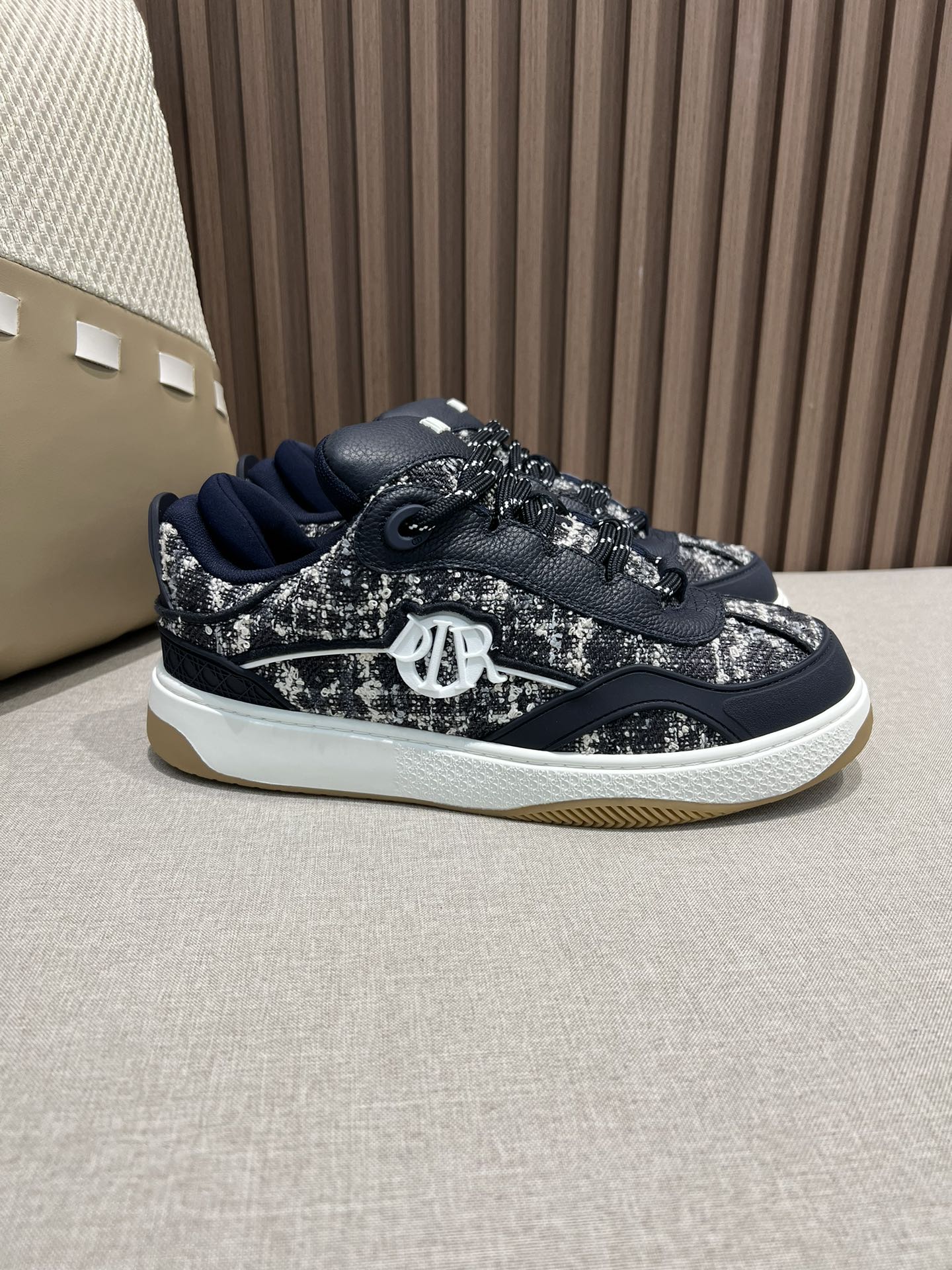 Dior B9S Skater Sneaker