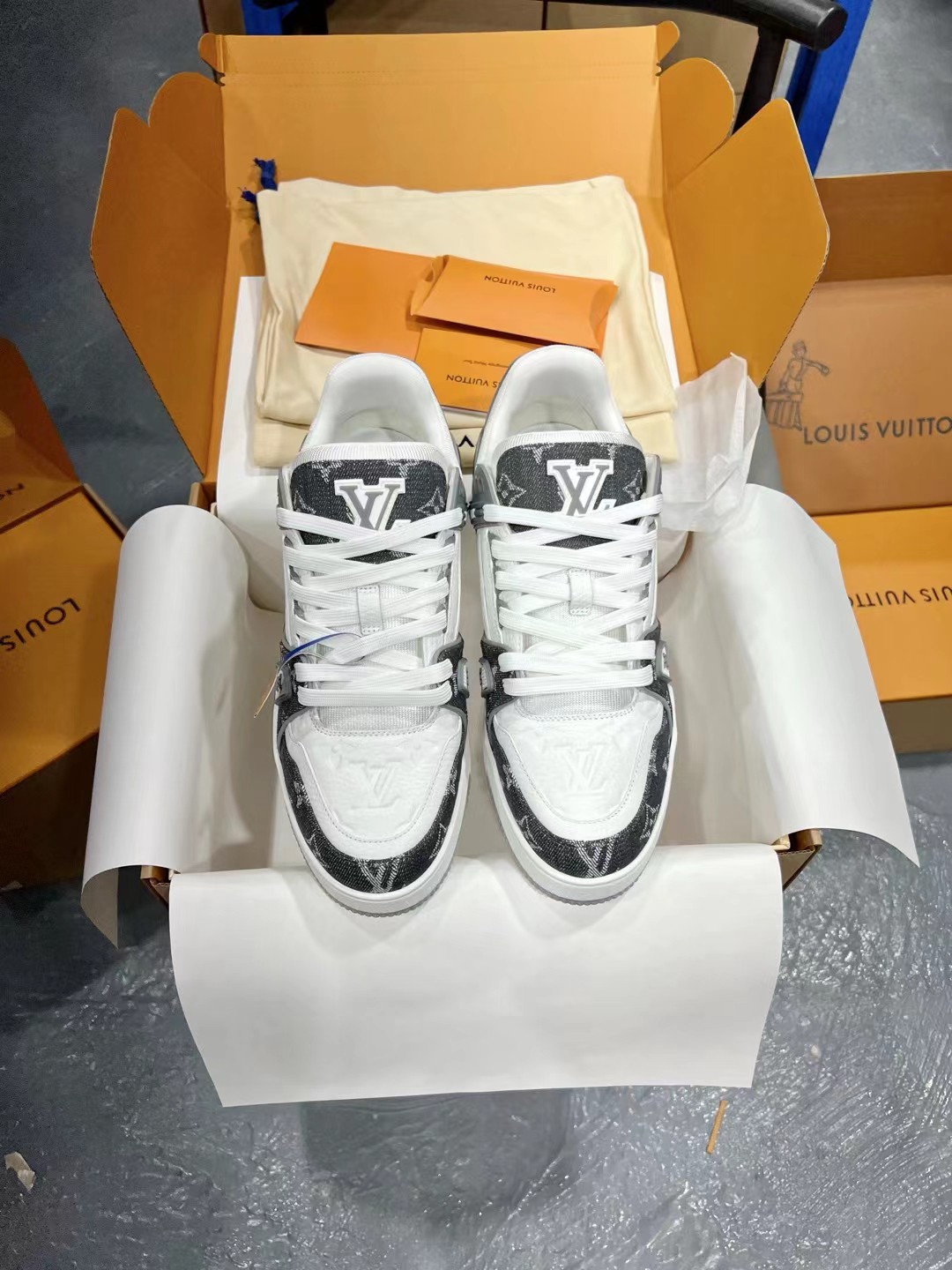 LV Trainer Sneaker