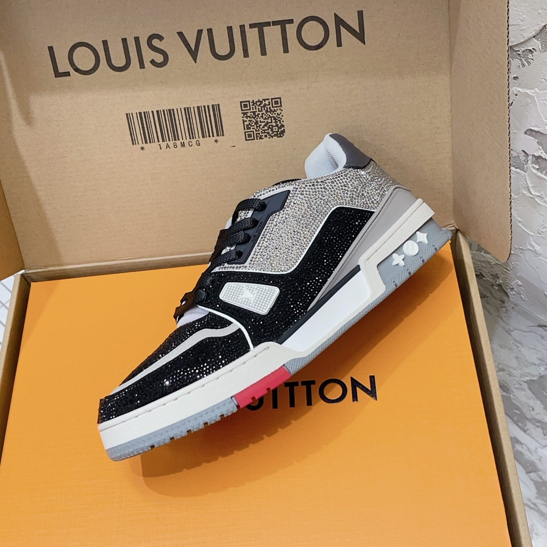 LV Trainer Sneaker