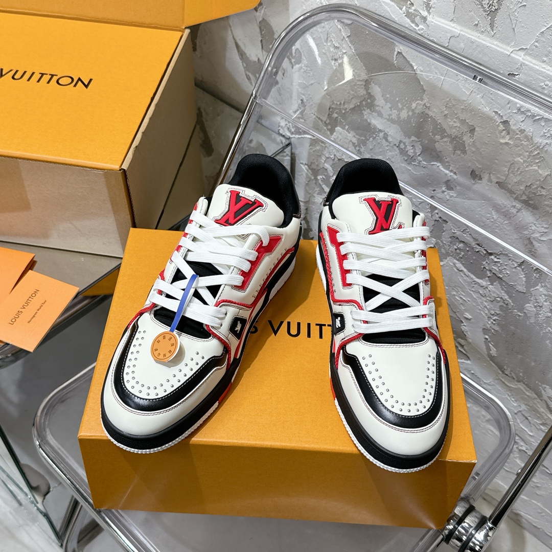 LV Trainer Sneaker