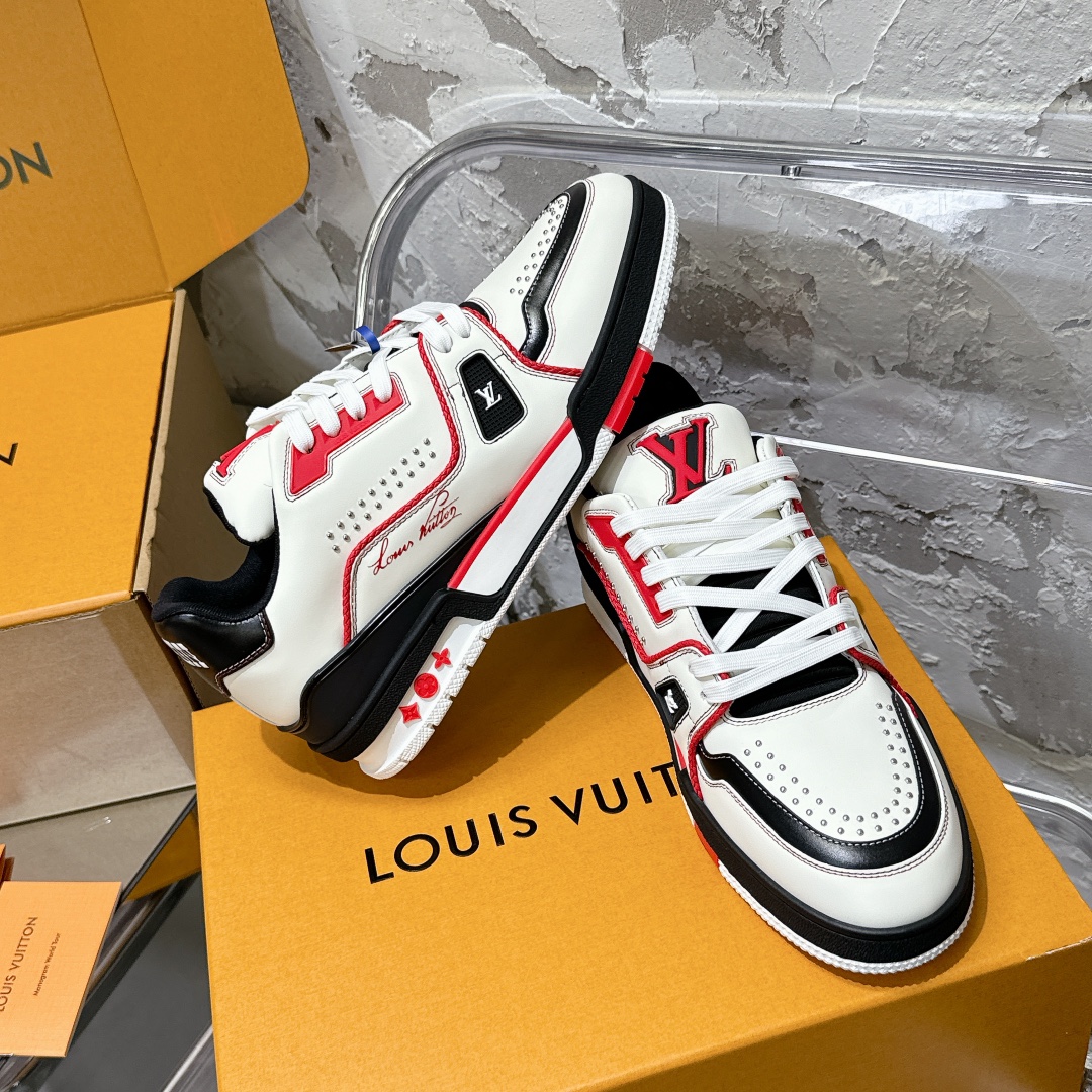 LV Trainer Sneaker