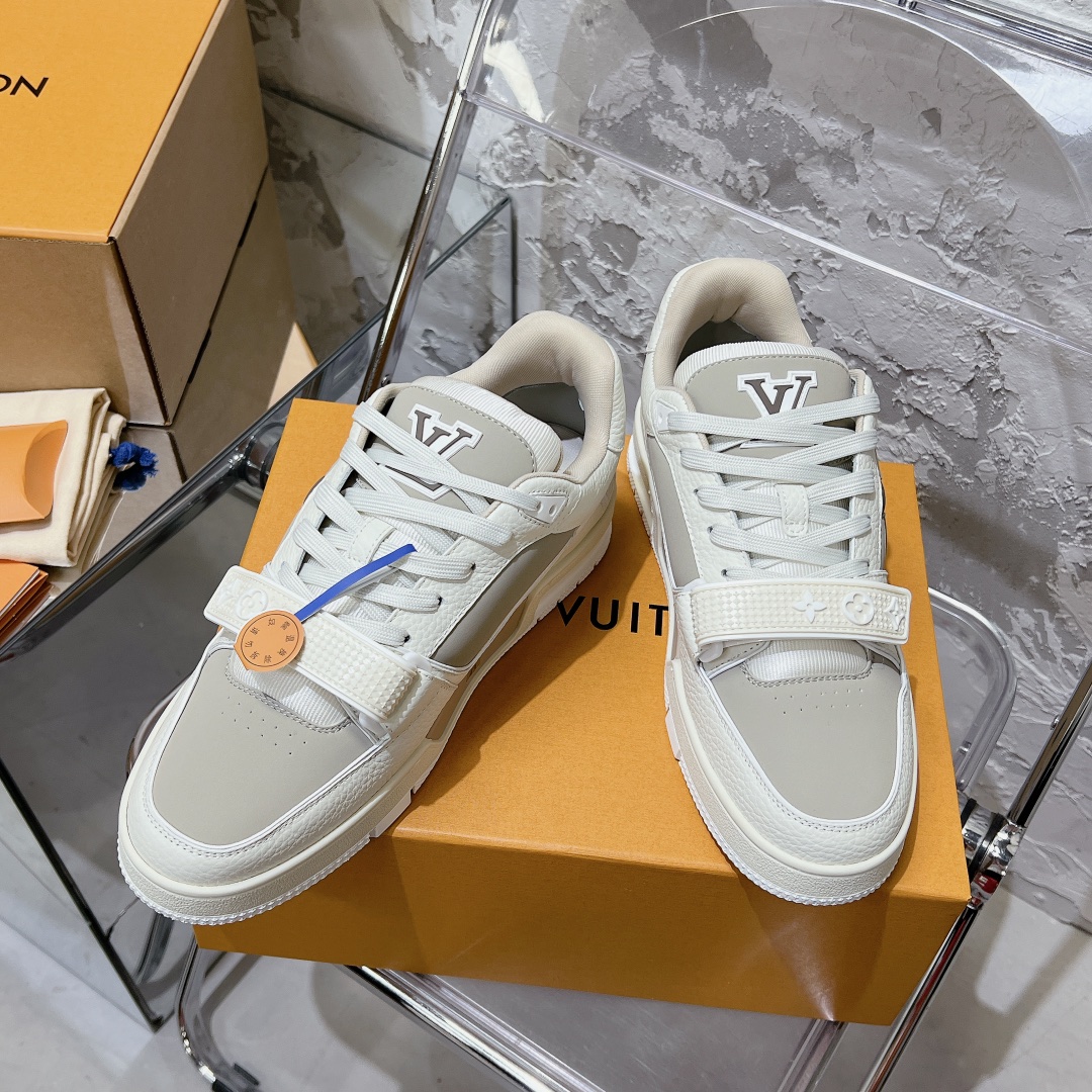 LV Trainer Sneaker