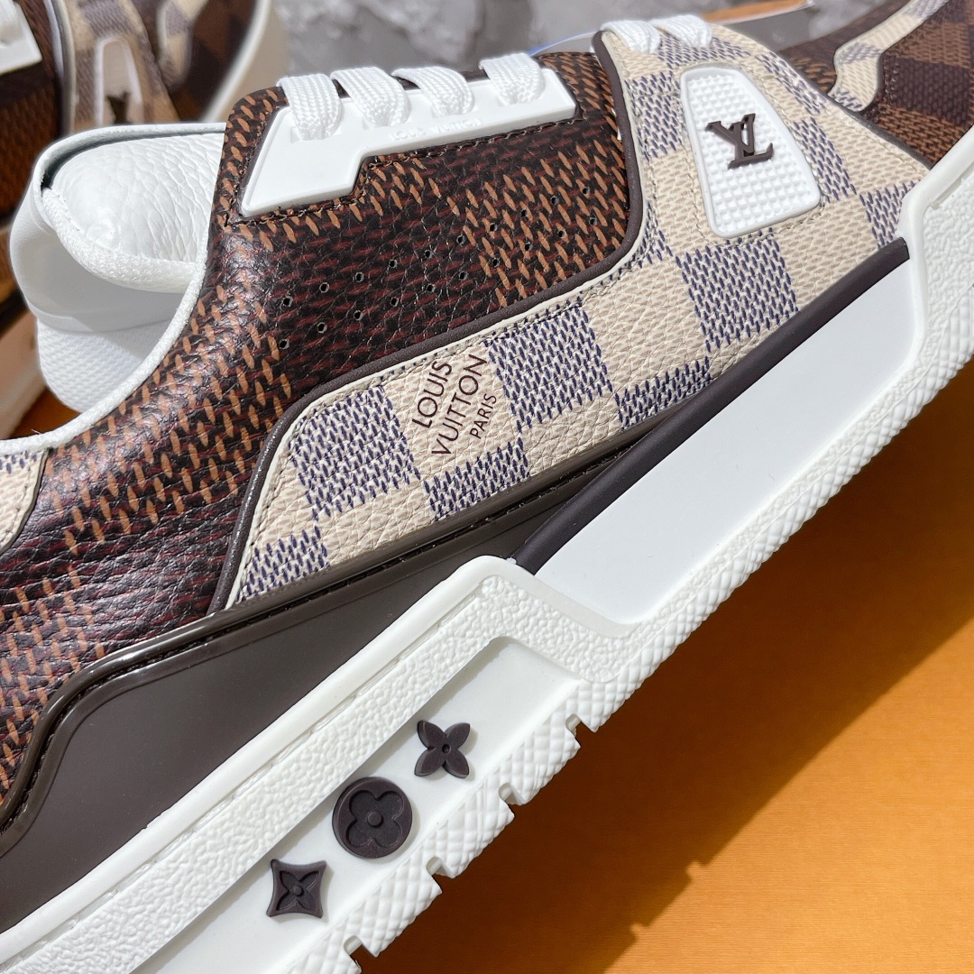 LV Trainer Sneaker