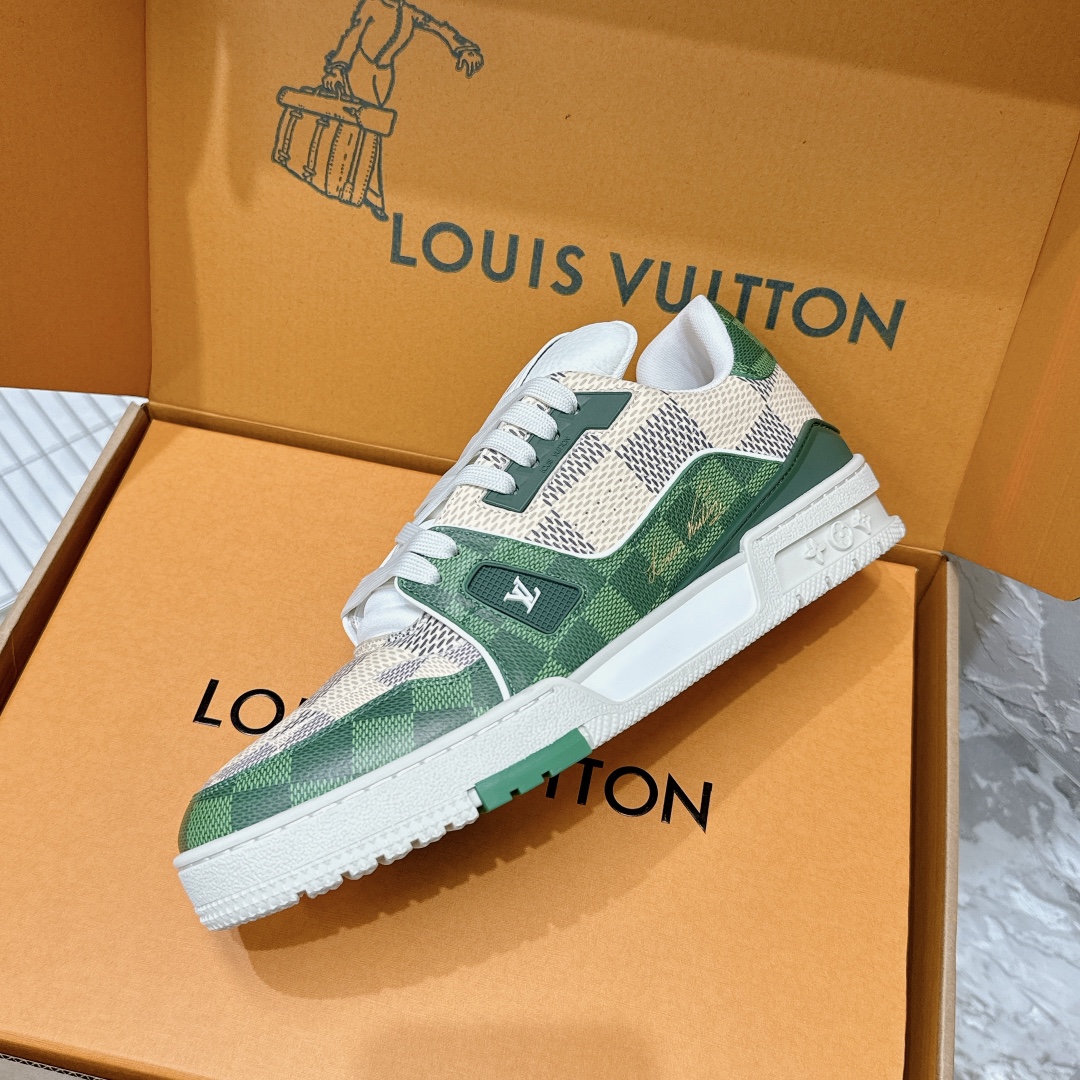 LV Trainer Sneaker