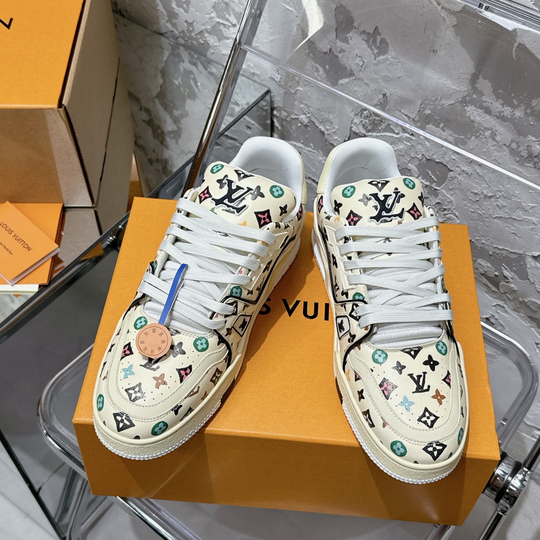 LV Trainer Sneaker