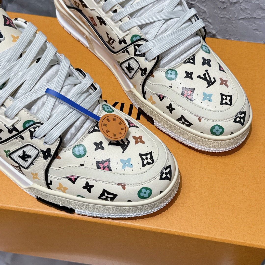 LV Trainer Sneaker