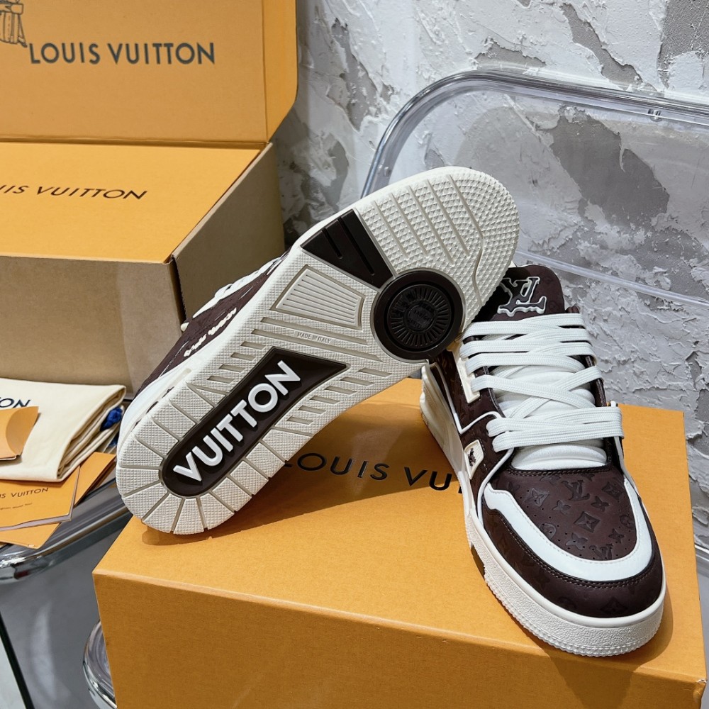 LV Trainer Sneaker