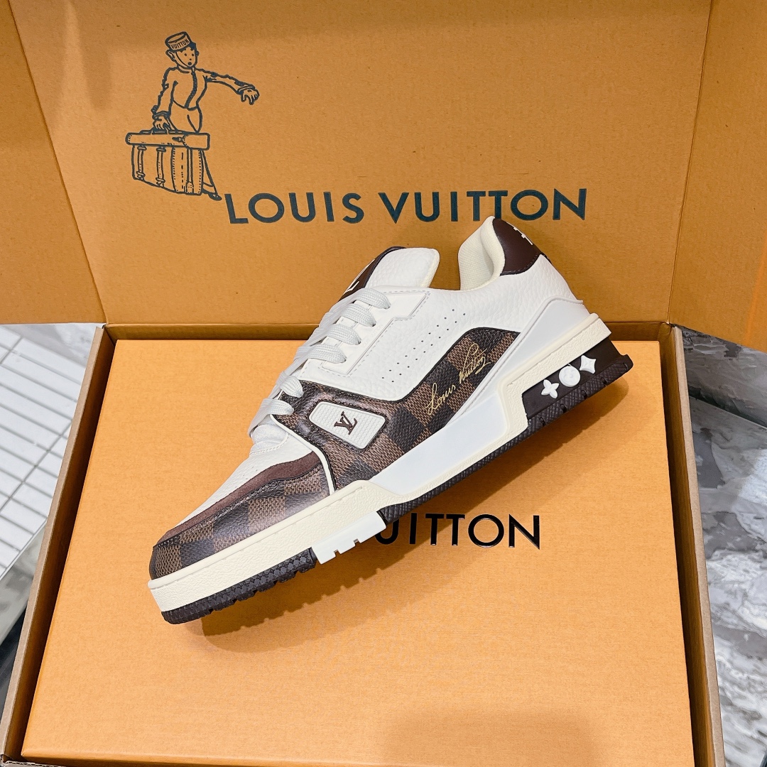 LV Trainer Sneaker