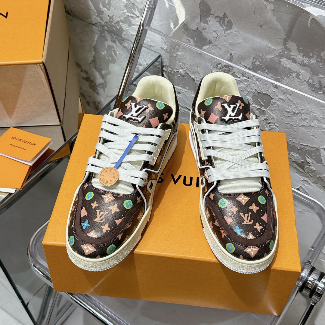 LV Trainer Sneaker