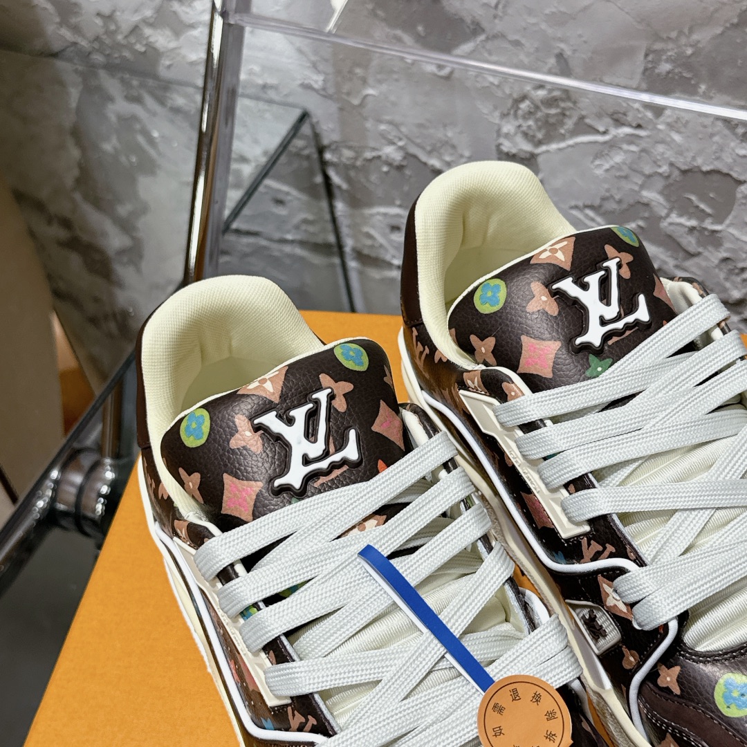 LV Trainer Sneaker