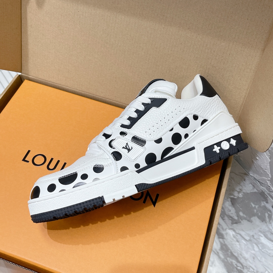 LV Trainer Yayoi Kusama