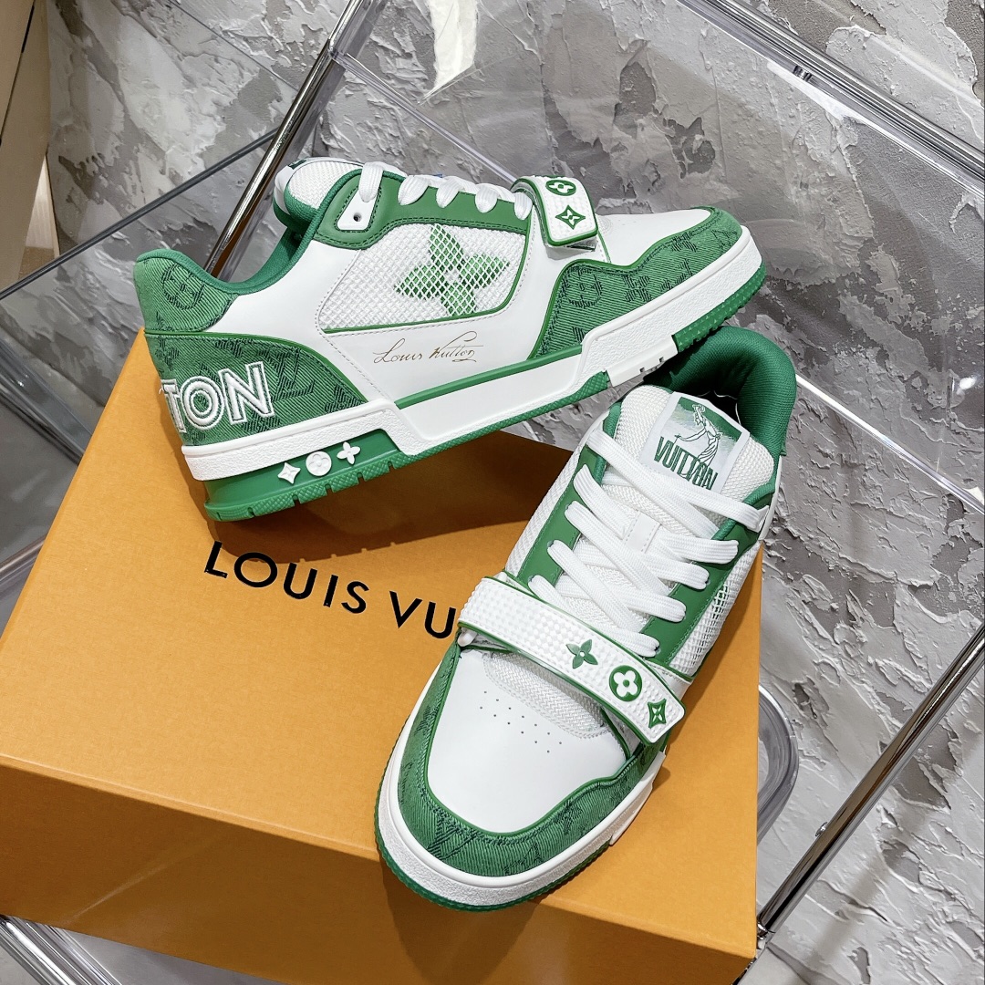 LV Trainer Sneaker