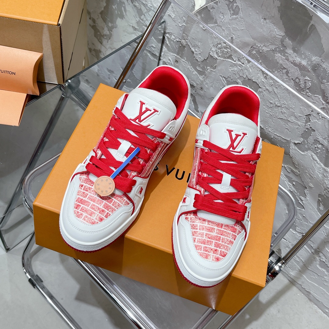 LV Trainer Sneaker