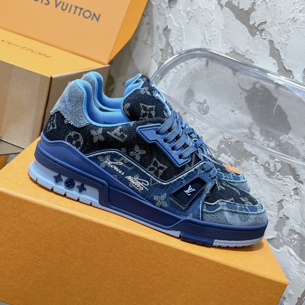 LV Trainer Sneaker