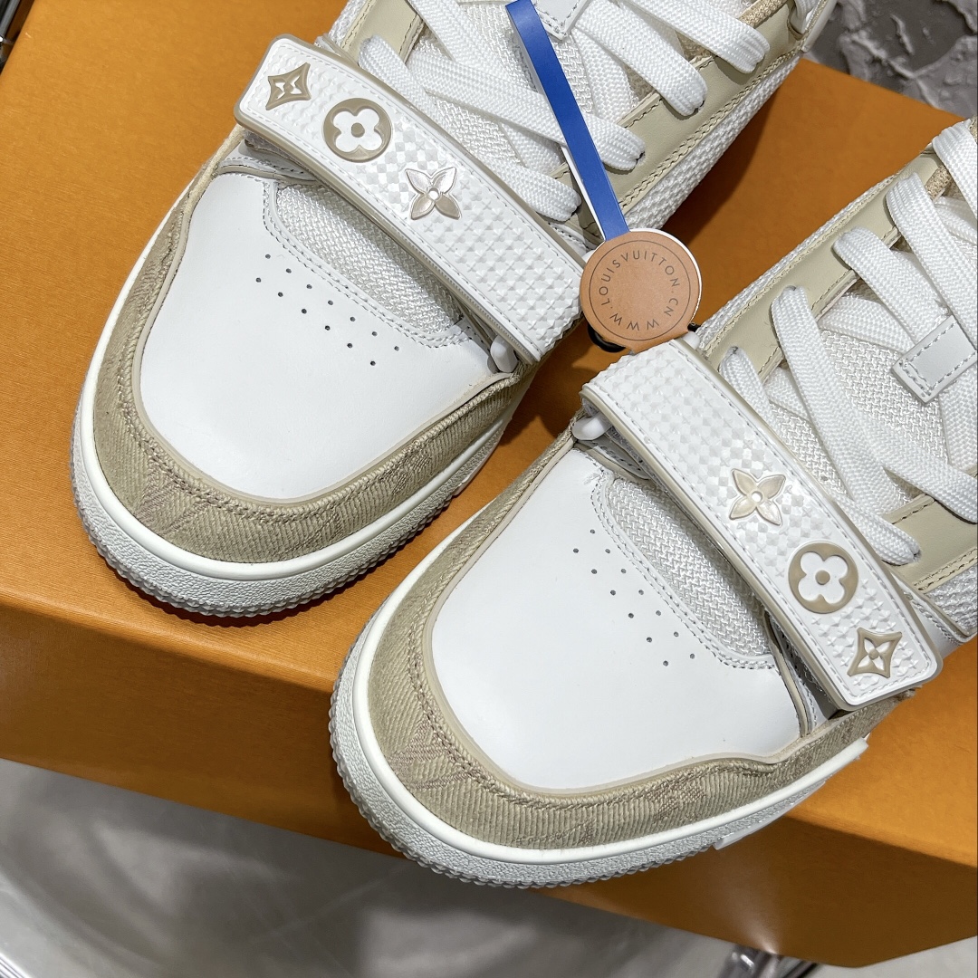 LV Trainer Sneaker