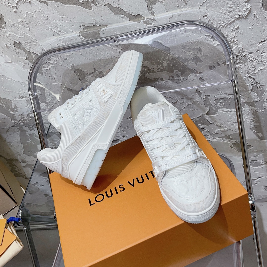 LV Trainer Sneaker