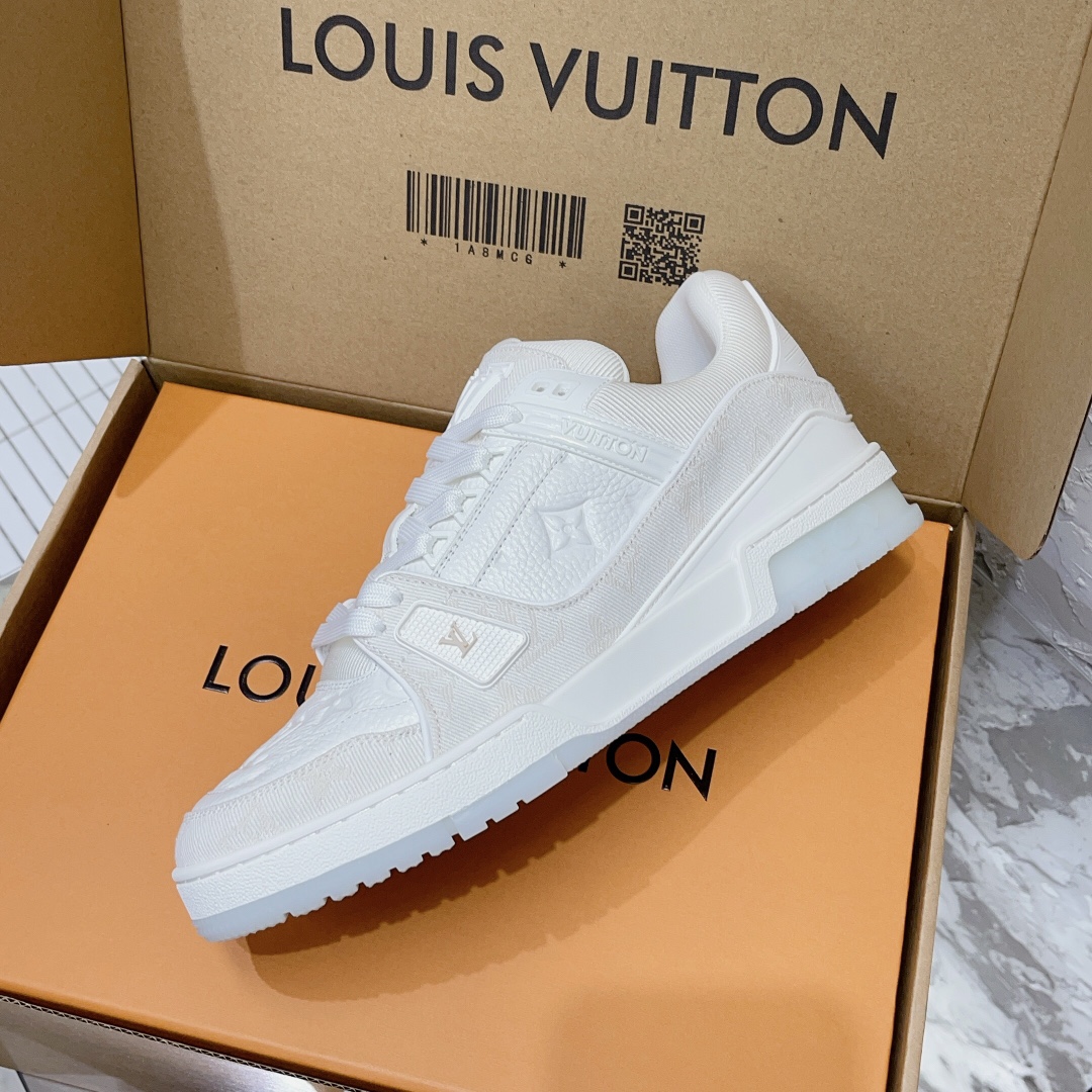 LV Trainer Sneaker