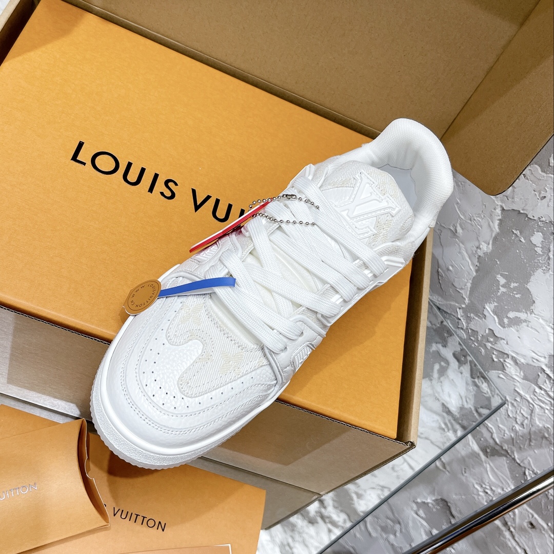 LV Trainer Sneaker