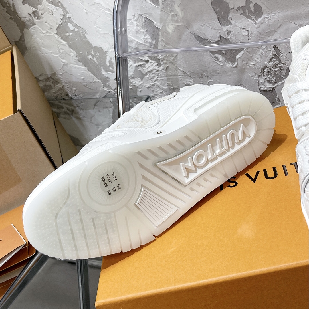 LV Trainer Sneaker