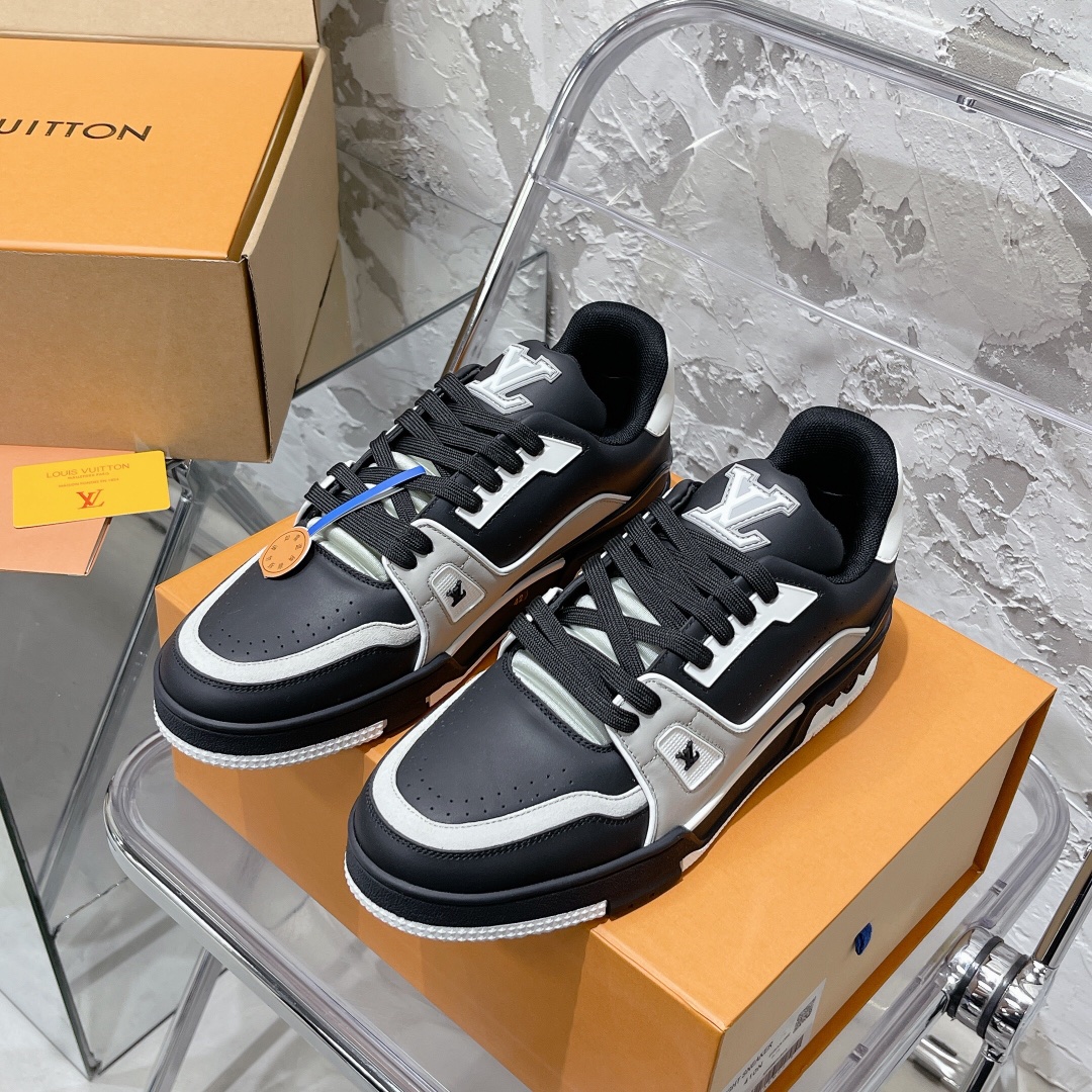 LV Trainer Sneaker