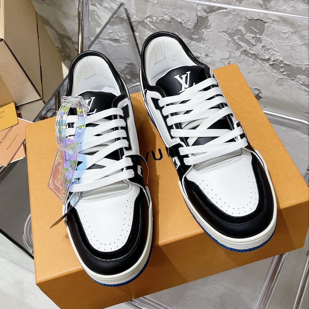 LV Trainer Sneaker