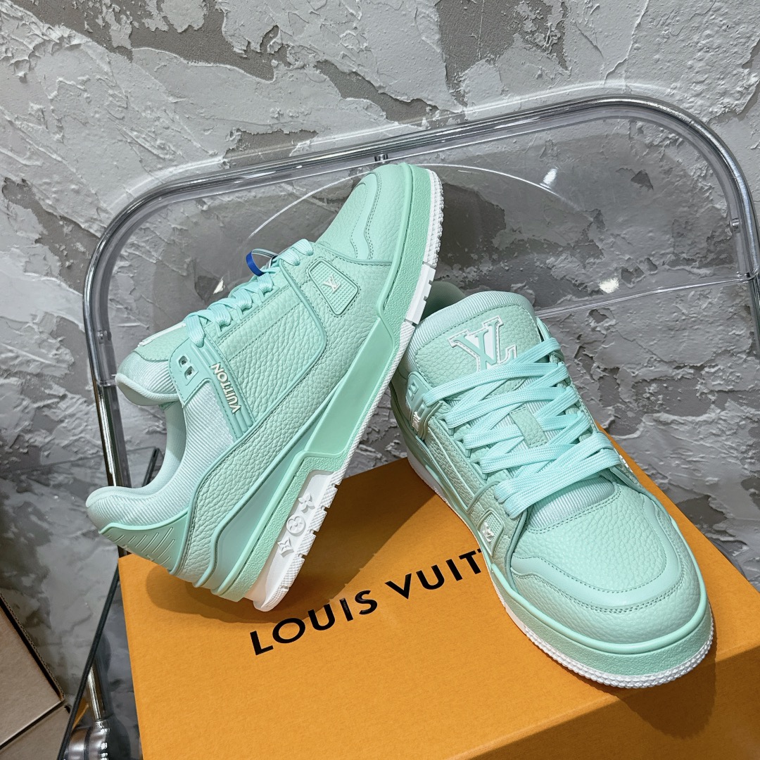 LV Trainer Sneaker