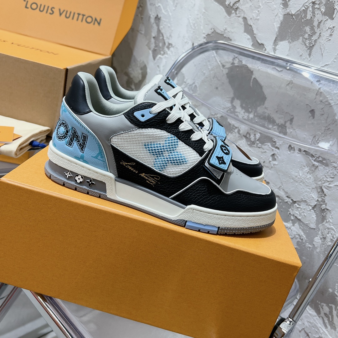 LV Trainer Sneaker