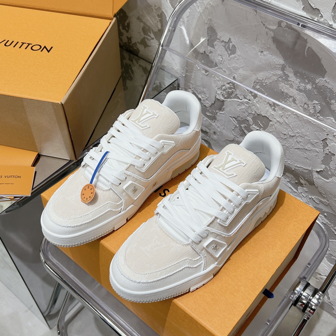 LV Trainer Sneaker