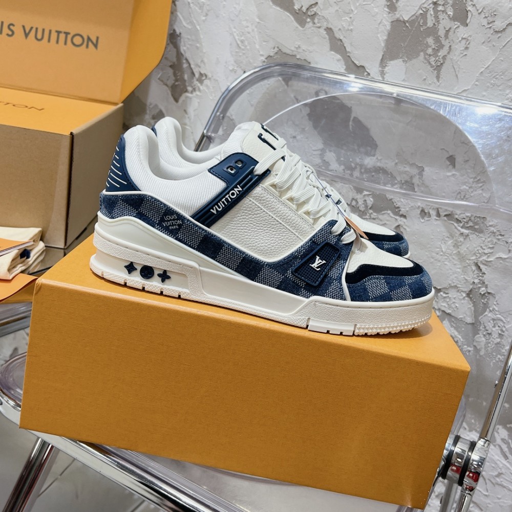 LV Trainer Sneaker